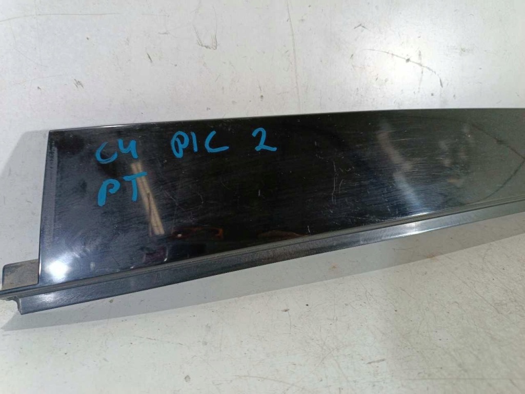 фото №2, Молдинг дверь правый задняя citroen c4 picasso ii 9677080880