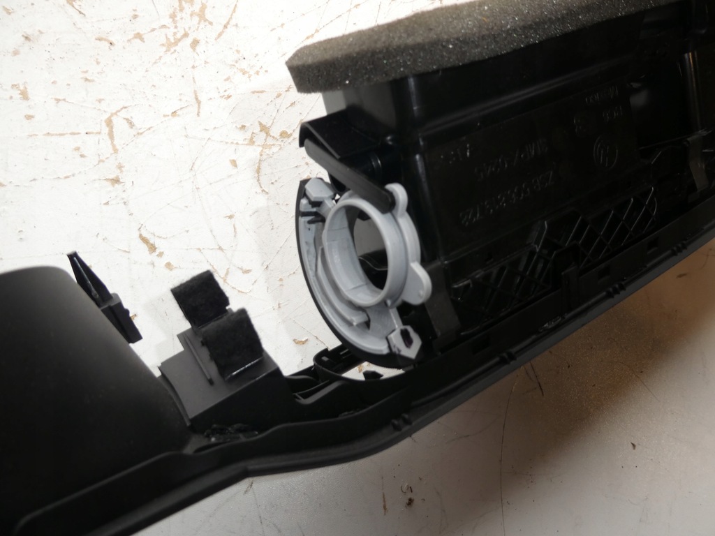 фото №7, Рамка спідометра повітровід 5n0858565a vw jetta 5c