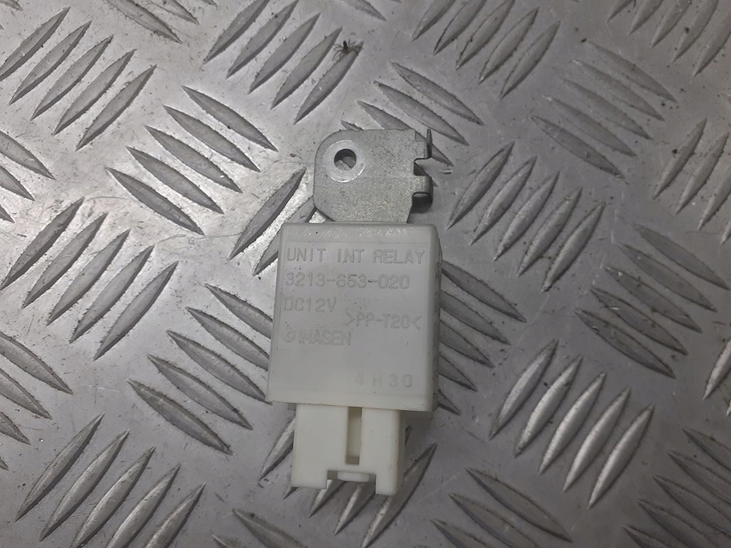 фото №1, Реле mazda 6 2.0 di 3213-653-020