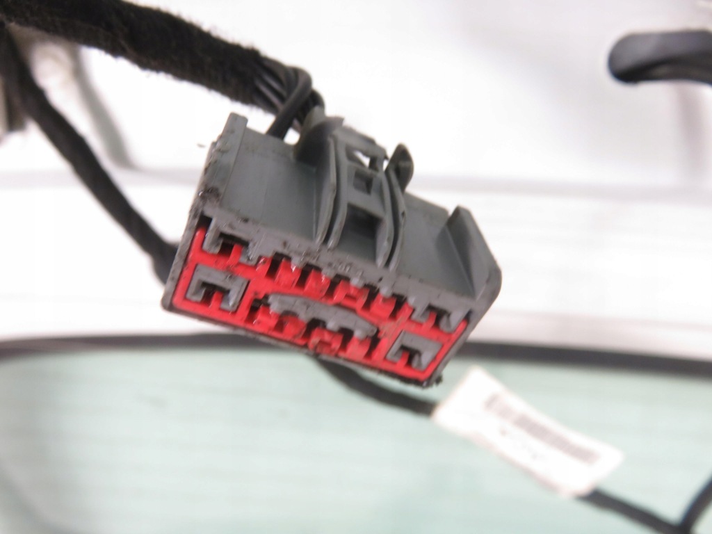 фото №5, Кришка багажника багажника 3d ford fiesta mk6 vi