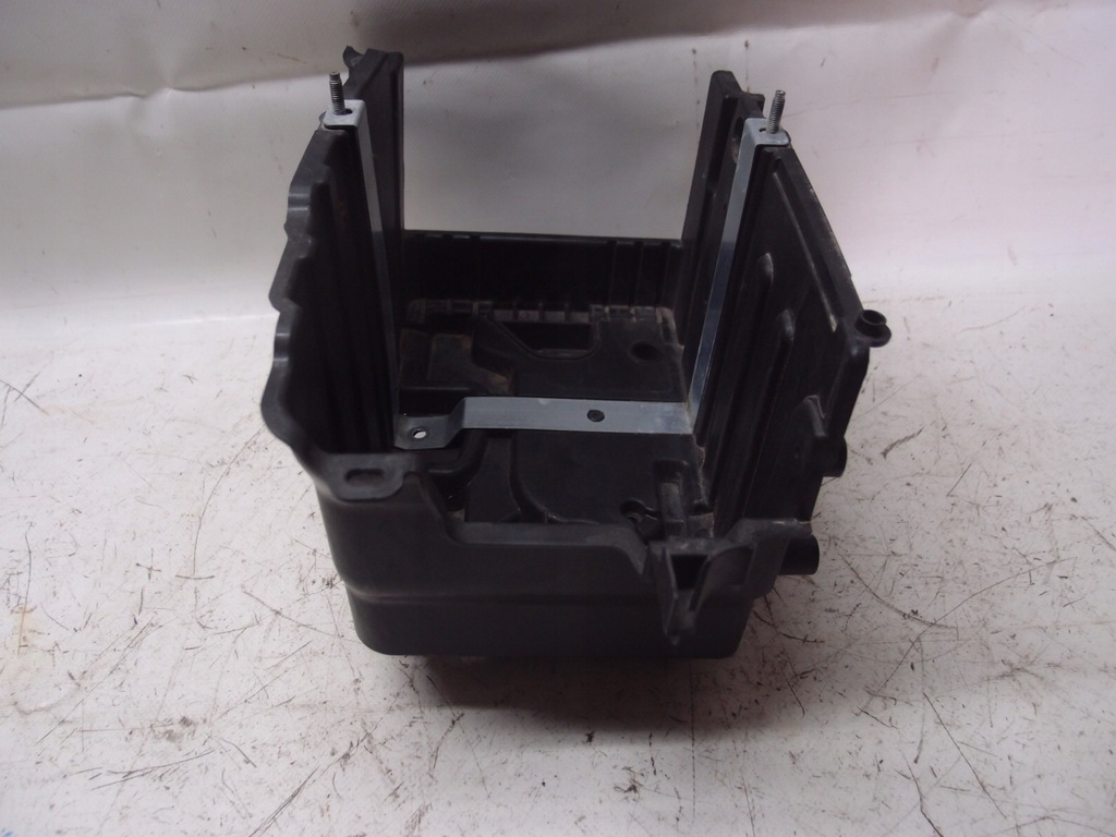 фото №9, Корпус основание аккумулятор puma mk2 l1bb-10723-aa