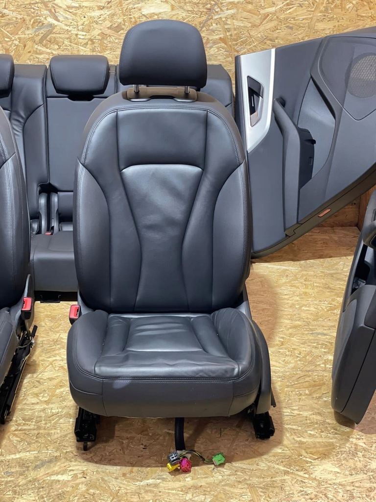 фото №6, Сидіння сидіння заднє сидіння обшивки audi q8 4m8 шкіра