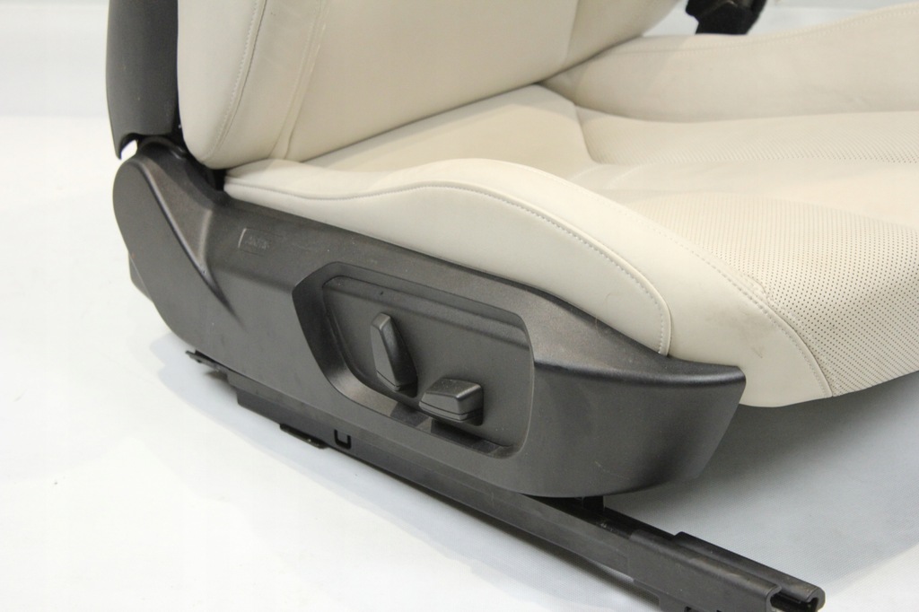 фото №10, Сидіння заднє сидіння тунель середній салон elfenbeinweiss bmw i8 i12 lhd