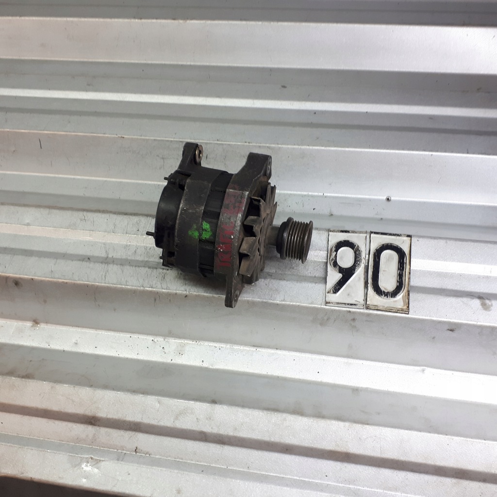 фото №1, Renault trafic 2.5 генератор 2541324