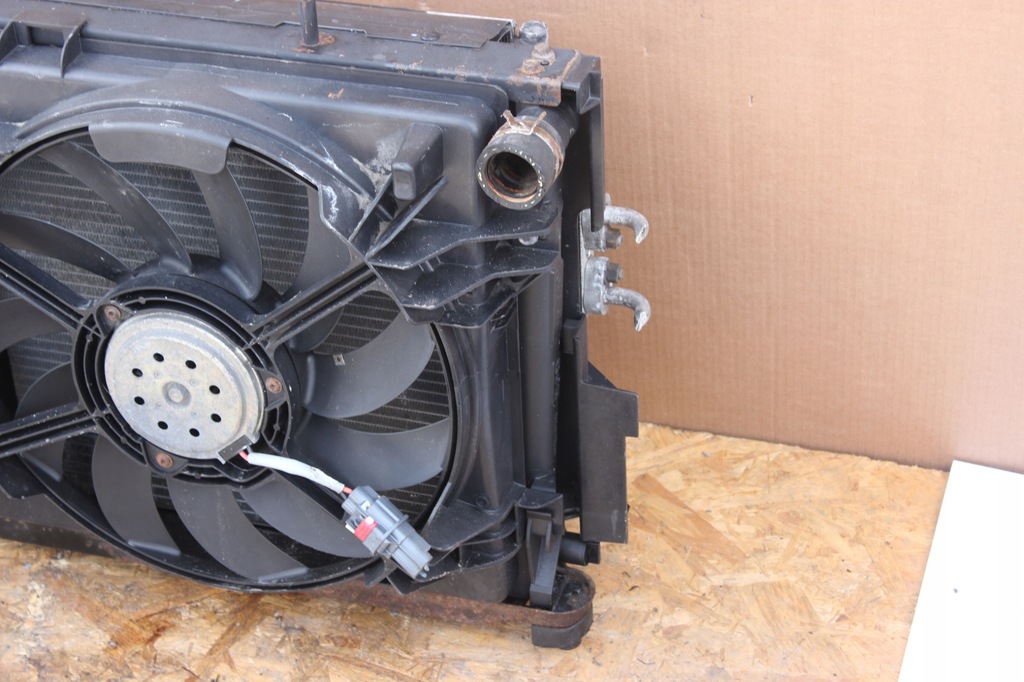 фото №5, Радиатор chrysler voyager iv 2000-2007r 2.8 d crdi автоматическая коробка передач