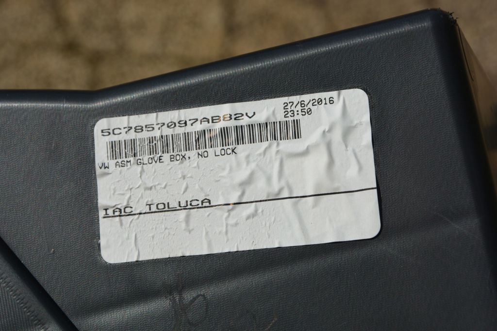 фото №9, Бардачок пассажира vw jetta 5c7857097