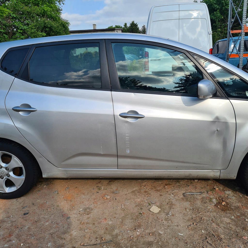 фото №1, Kia venga двері задня задні праве 2r