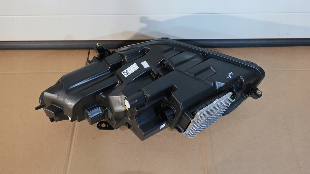 фото №2, Правая лампа jaguar e pace full led