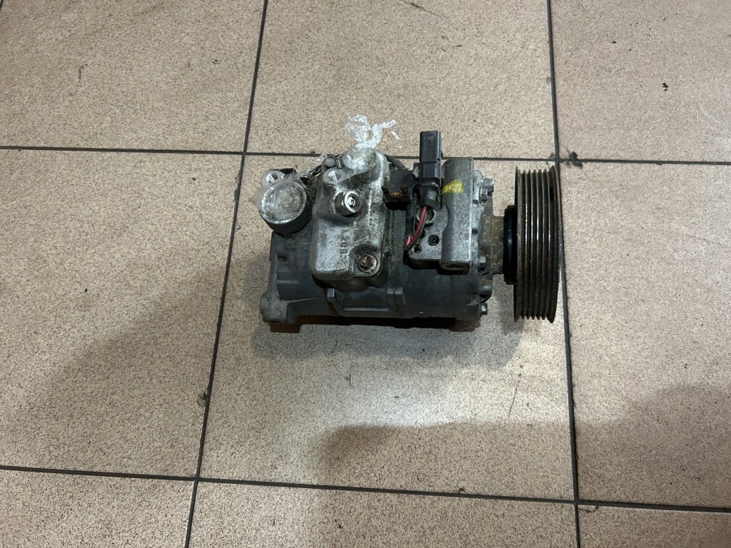 фото №1, Компресор кондиціонера audi a4 b6 2.4 v6 bdv