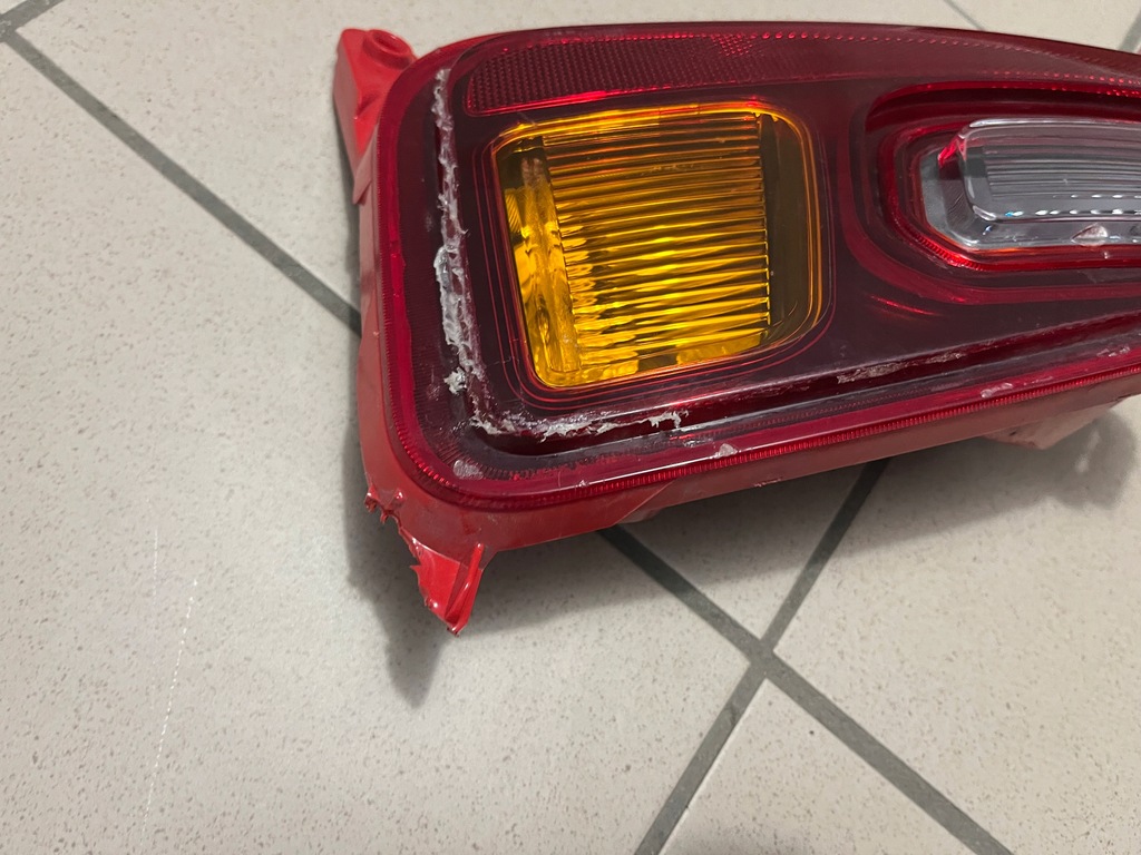 фото №10, Hyundai kona лампа задня задня права