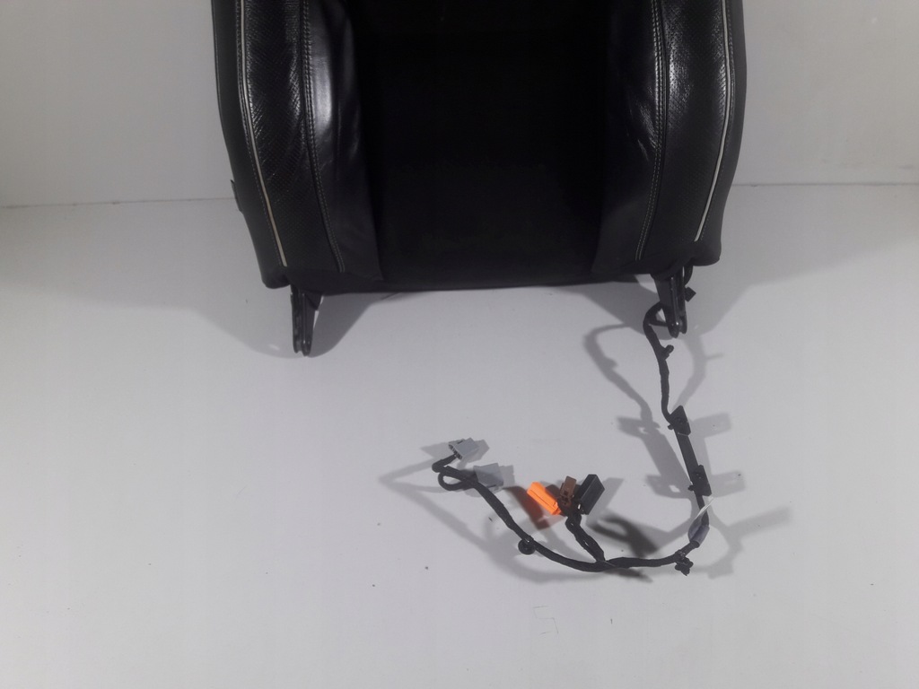 фото №2, Volvo v40 12- спинка сиденье правое