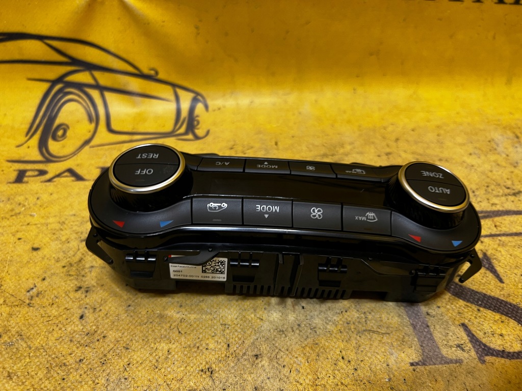 фото №7, Панель управление кондиционера авто infiniti q30