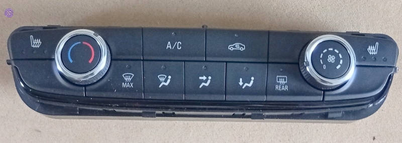 фото №1, 39181223 панель управление opel corsa f