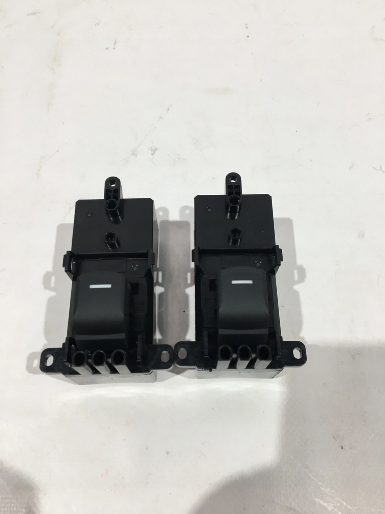 фото №1, Кнопка перемикач вікон задня jazz v 20- crosstar