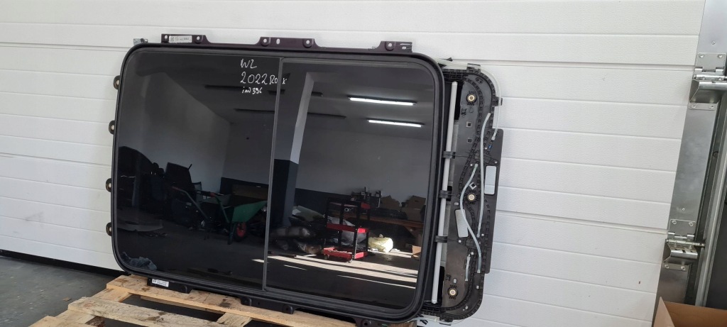 Jeep grand cherokee wl 2022 люк панорама люк стекло p6nc07sa5aj Цена