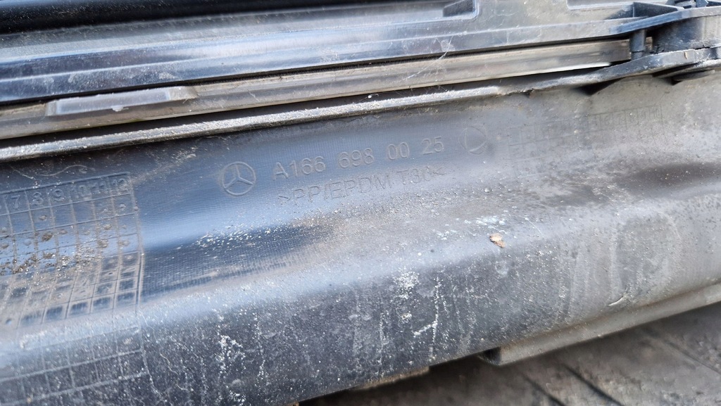 фото №9, Mercedes gls x166 63 amg 15-19 ліва молдинг підніжка пороговий led a1666900010