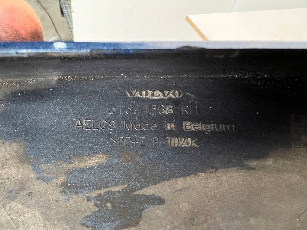 фото №6, Volvo xc90 ii lift r-design молдинг бампера права