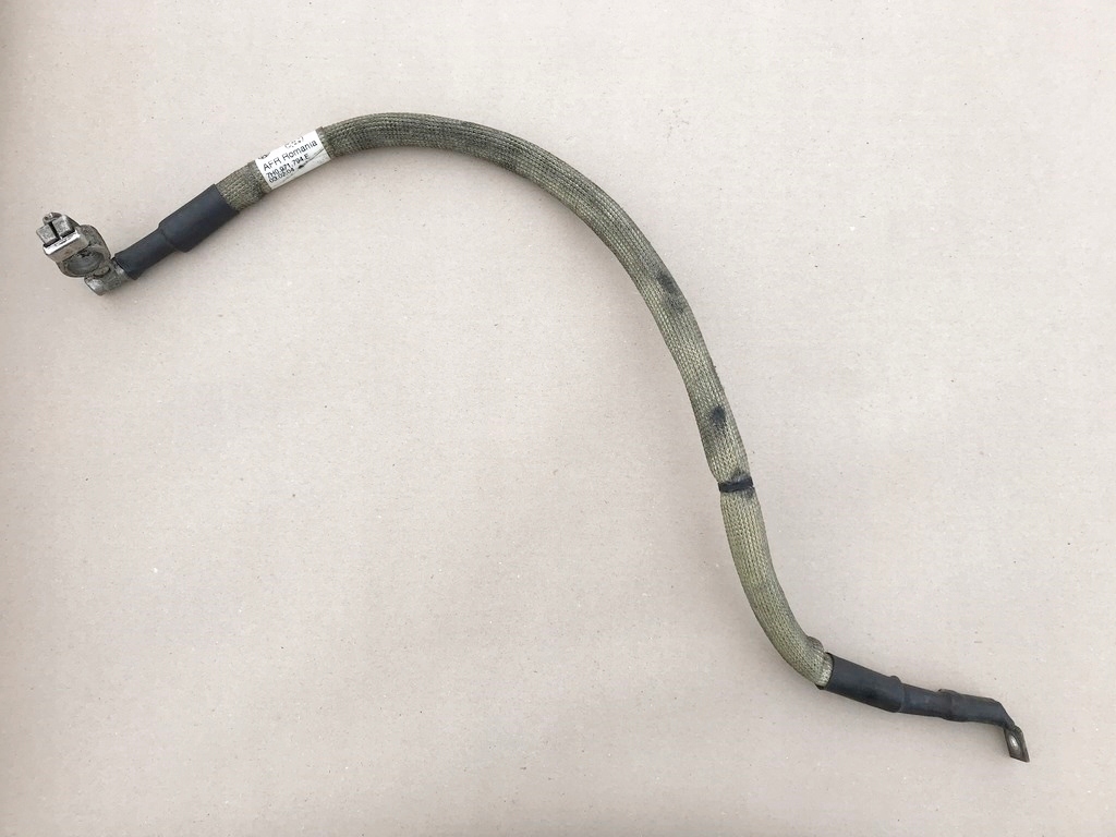 Купити Шланг плюсовий акумулятор клема vw t5 1.9 2.5 tdi transporter caravelle