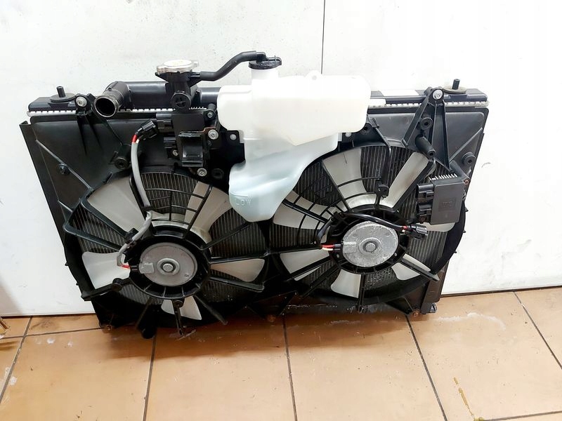 фото №7, Mazda cx-7 2.2d радиатор wody вентиляторы комплект