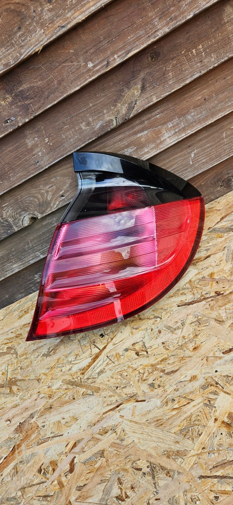 фото №1, Лампа правый задняя mercedes w203 coupe a2038200664 оригинал