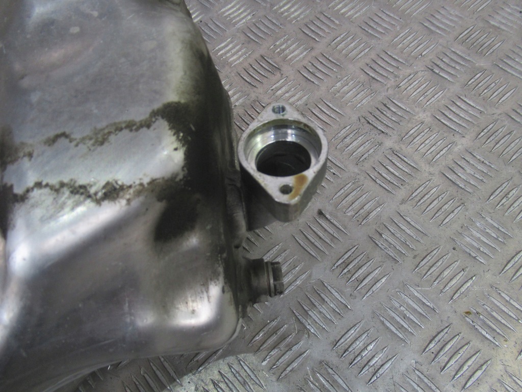 фото №4, Audi r8 бак радіатор оливи 420115373c