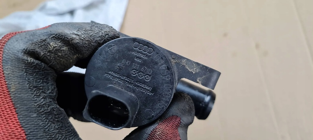 фото №8, S6 c7 4g lift электроклапан помпа wody 2.0 tfsi 4h0121671d s7 4g a6 a3 q5