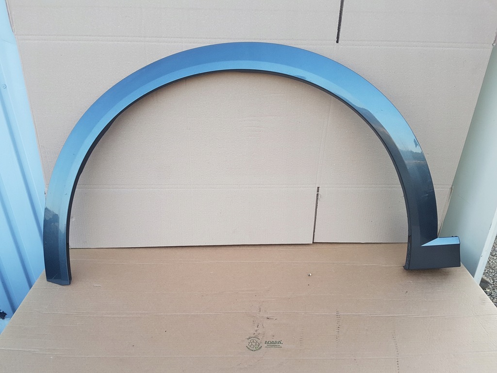 фото №1, Молдинг крыла перед левый audi e-tron