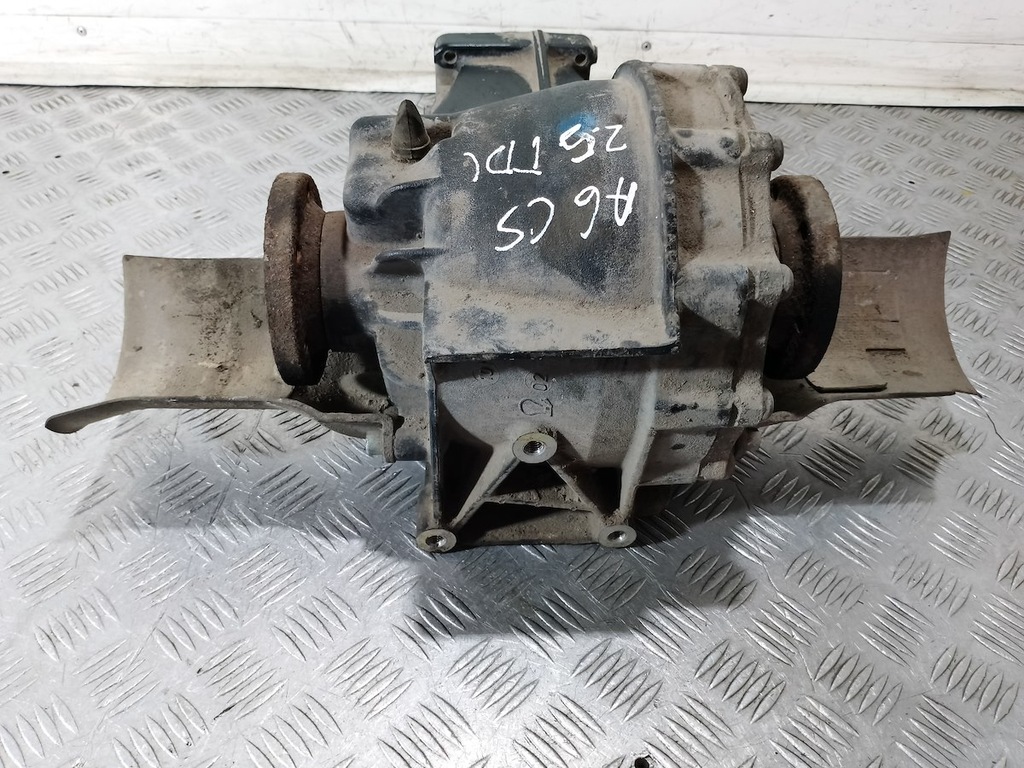 фото №1, Дифференциал задняя audi a6 c5 8e0501721 2.5 tdi