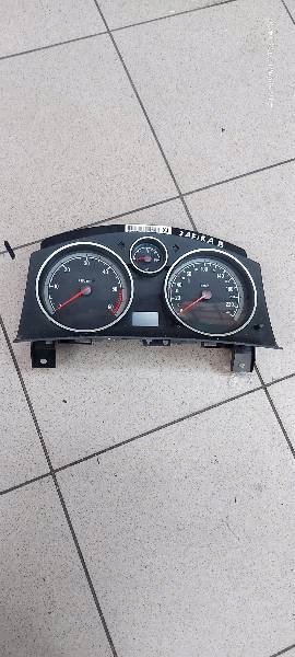 фото №1, Лічильник 13225988 opel zafira b 1.9 cdti