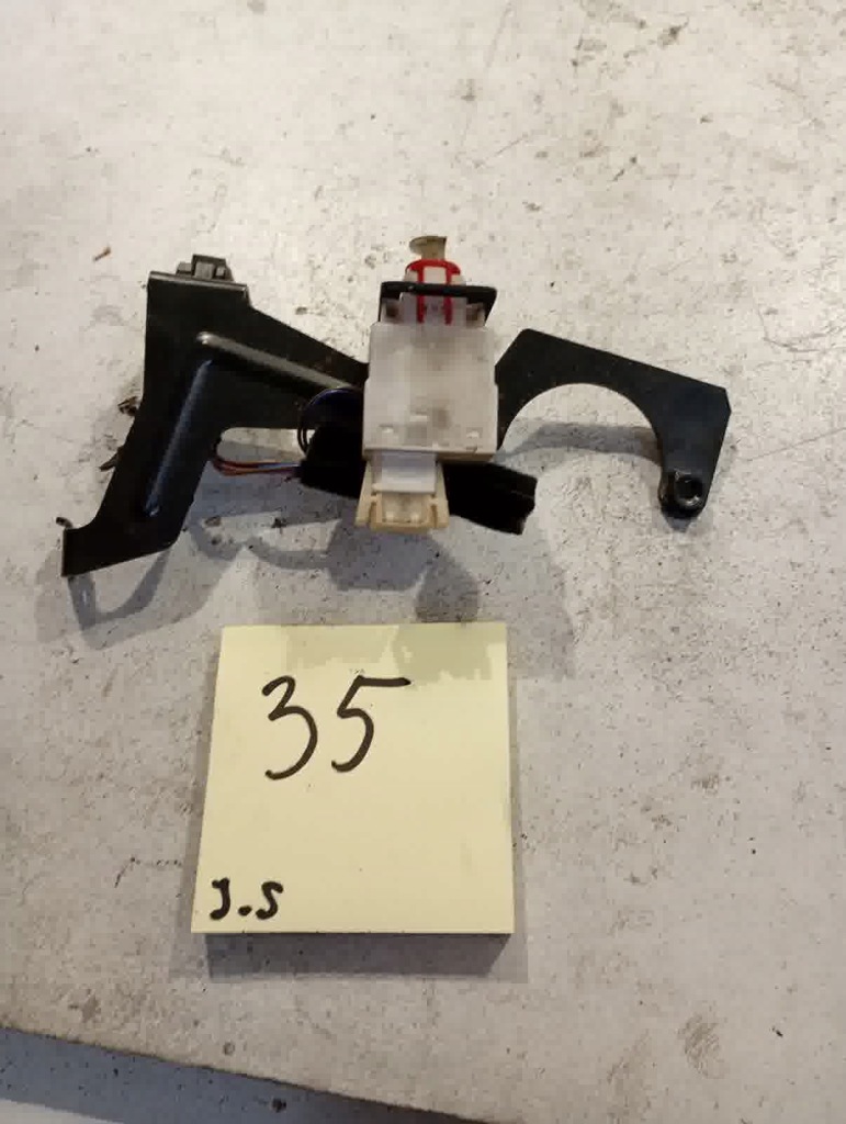 Купить Mercedes sprinter 0015456409 выключатель света стоп