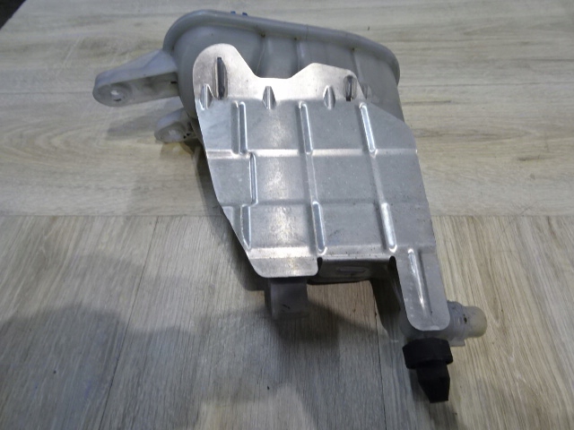 фото №8, Audi a4 a5 8k0121405e бачок розширювальний