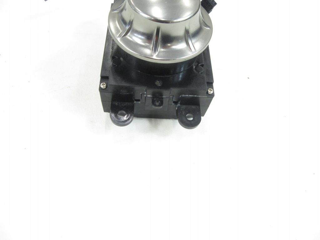 фото №3, Контролер idrive bmw e60 e61 e63 e64 штекер