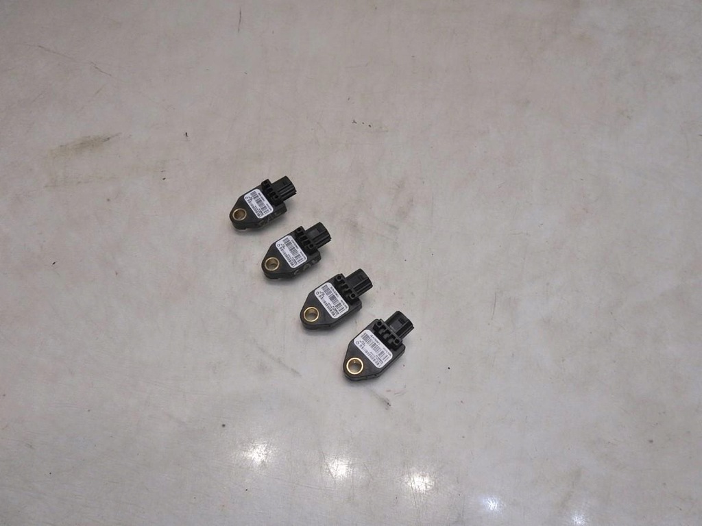 фото №8, Датчик ударный dodge caliber p04896061aa