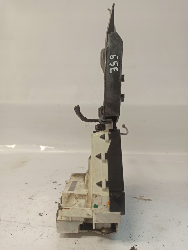 Mercedes a w169 замок двері правий задній 1697302235 в Україні