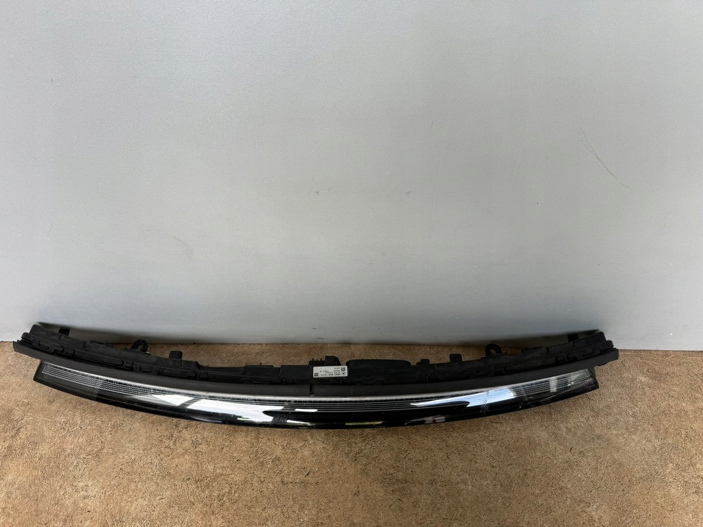 фото №1, Mercedes eqc 293 2939061301 led решётка оригинал