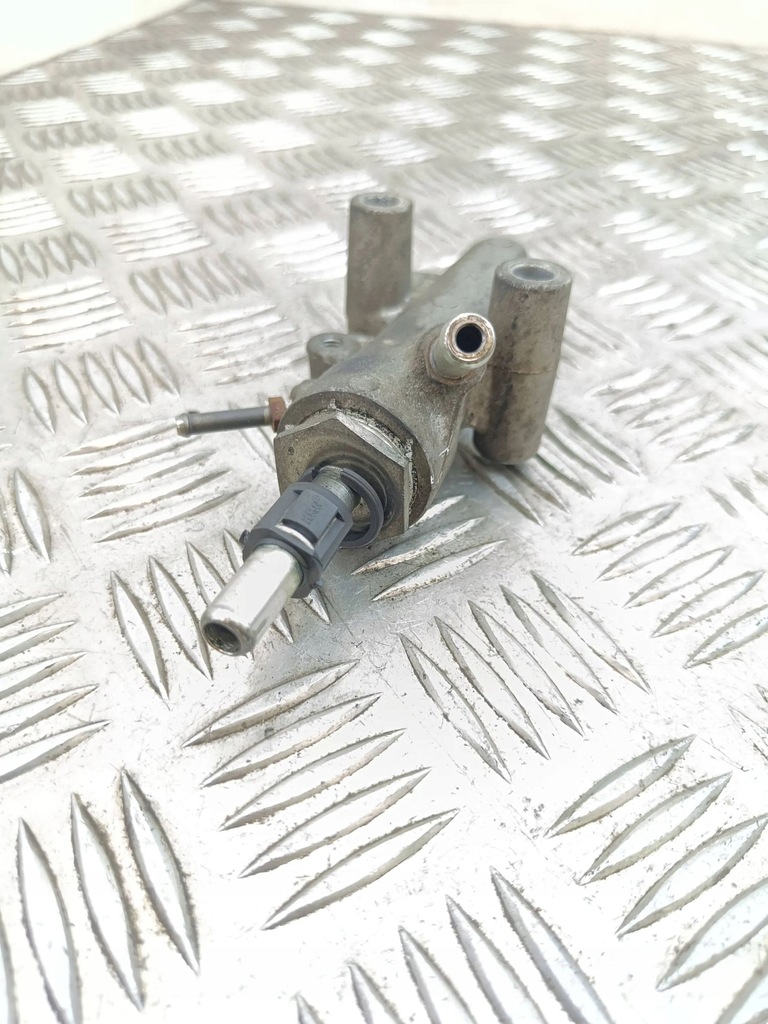 фото №7, Opel signum 2007 регулятор давления топлива