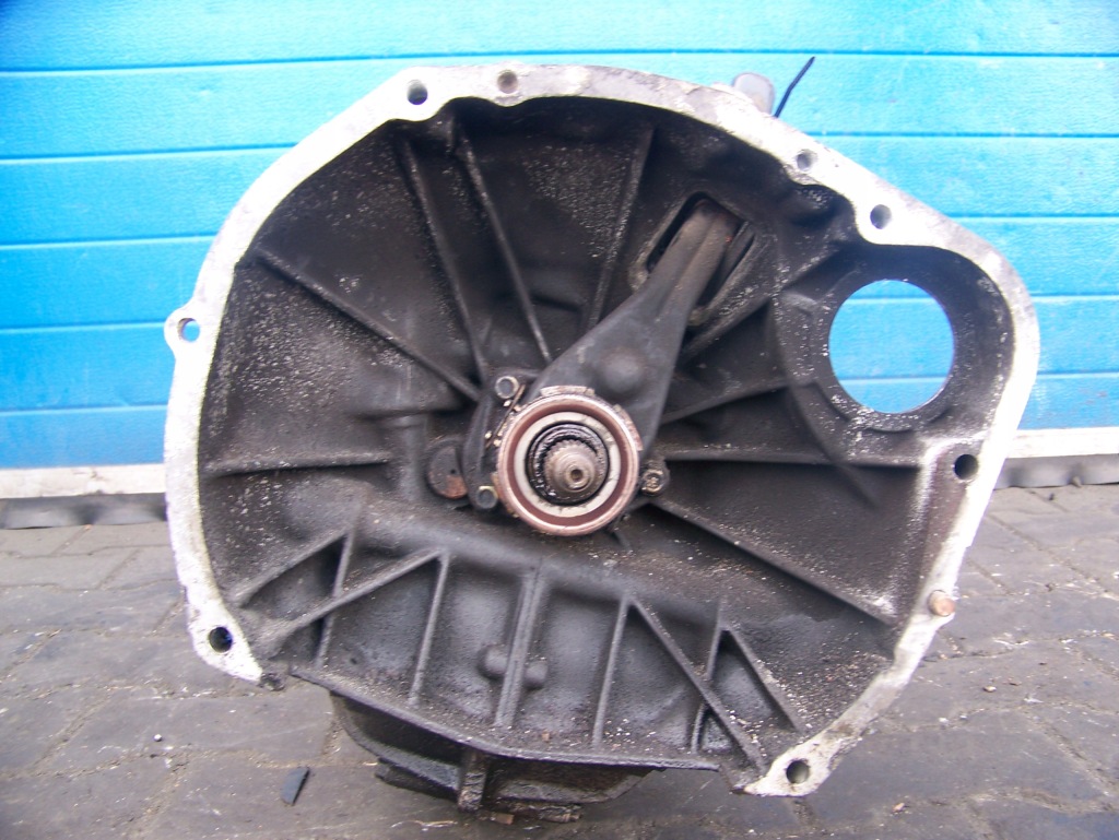 фото №4, Legacy ii 2.2 16v 128km коробка передач 9z-ty752xgcaa