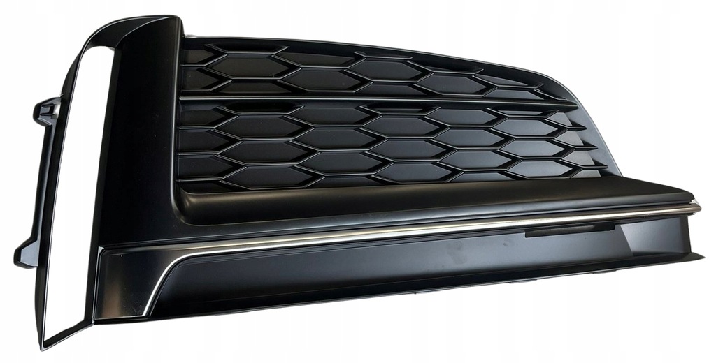 фото №1, Решітка бампера права audi 8w6807682f