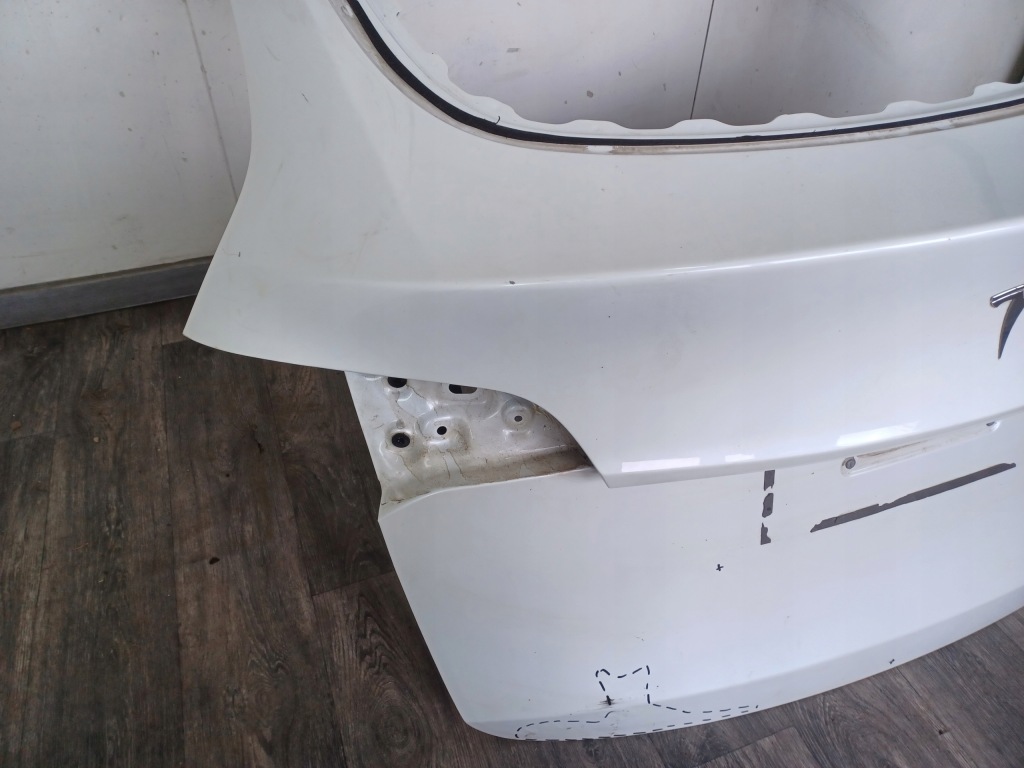 Кришка багажника задня задня ---- tesla y ---- кришка багажника ---- Зі Шроту