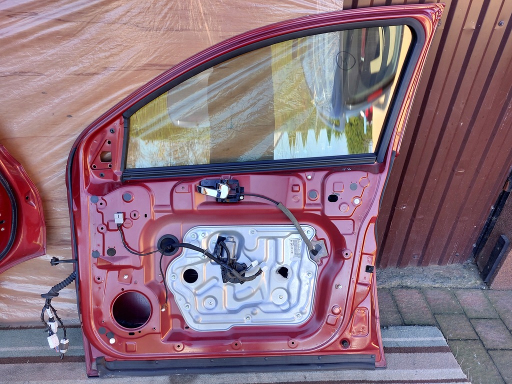 фото №9, Дверь правое перед задняя nissan qashqai j10 +2 красные naj 10r