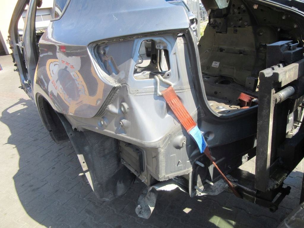 фото №14, Bmw x6 e71 2009 pas задня підлога крила kpl