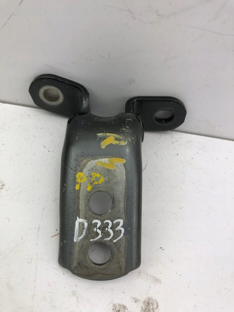 фото №3, Toyota rav4 петля дверь правый перед