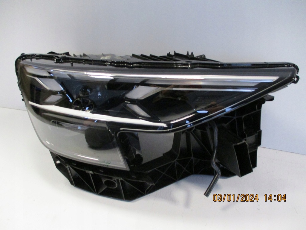 фото №10, Лампа правая audi q8 4m8 laser 4m8941086