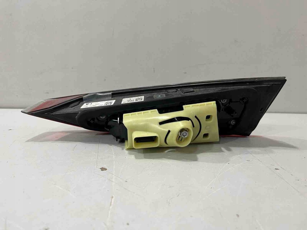 фото №11, Комплект лампа задних bmw 7477607 3.0l бензиновый 2022