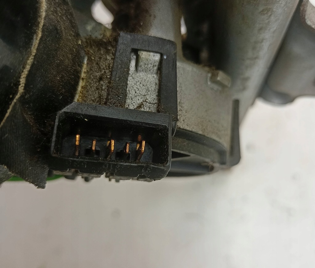 фото №6, Моторчик дворник перед volkswagen golf