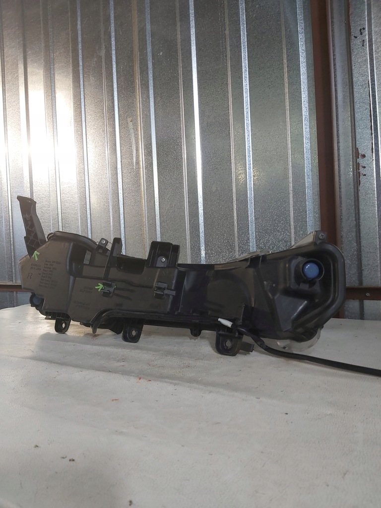 фото №9, Противотуманная фара drl правый lexus nx 200t оригинальный