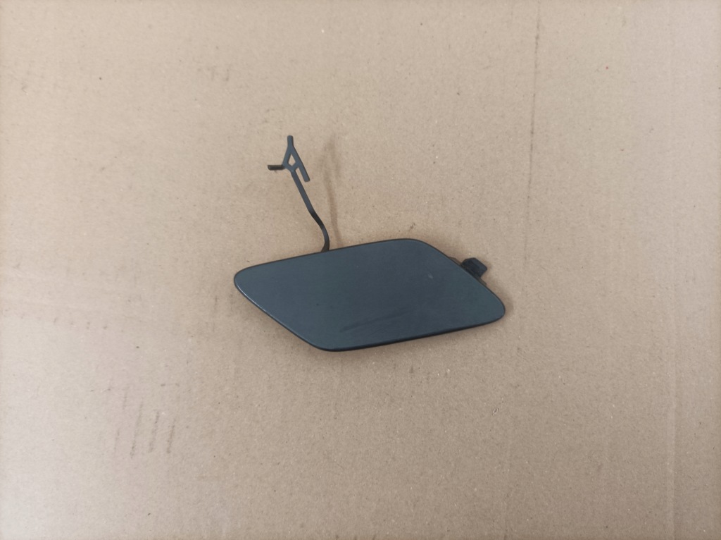 Купить Audi e-tron заглушка фаркоп бампера перед 4ke807241