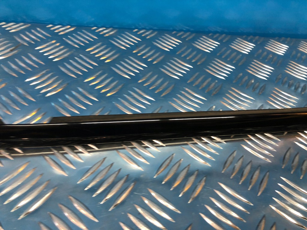 фото №4, Bmw e70 x5 молдинг двері ущільнювач правий задня