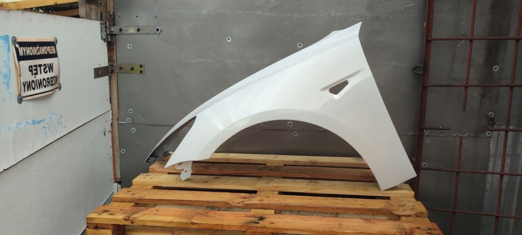 Крыло  левое  стальной tesla model 3 3 07.17-12.23 r дорестайлинг  лак ppsw Киев