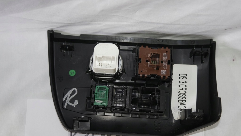 фото №3, Панель кнопка зеркал тяги ds3 crossback